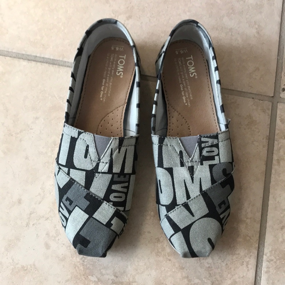 Toms